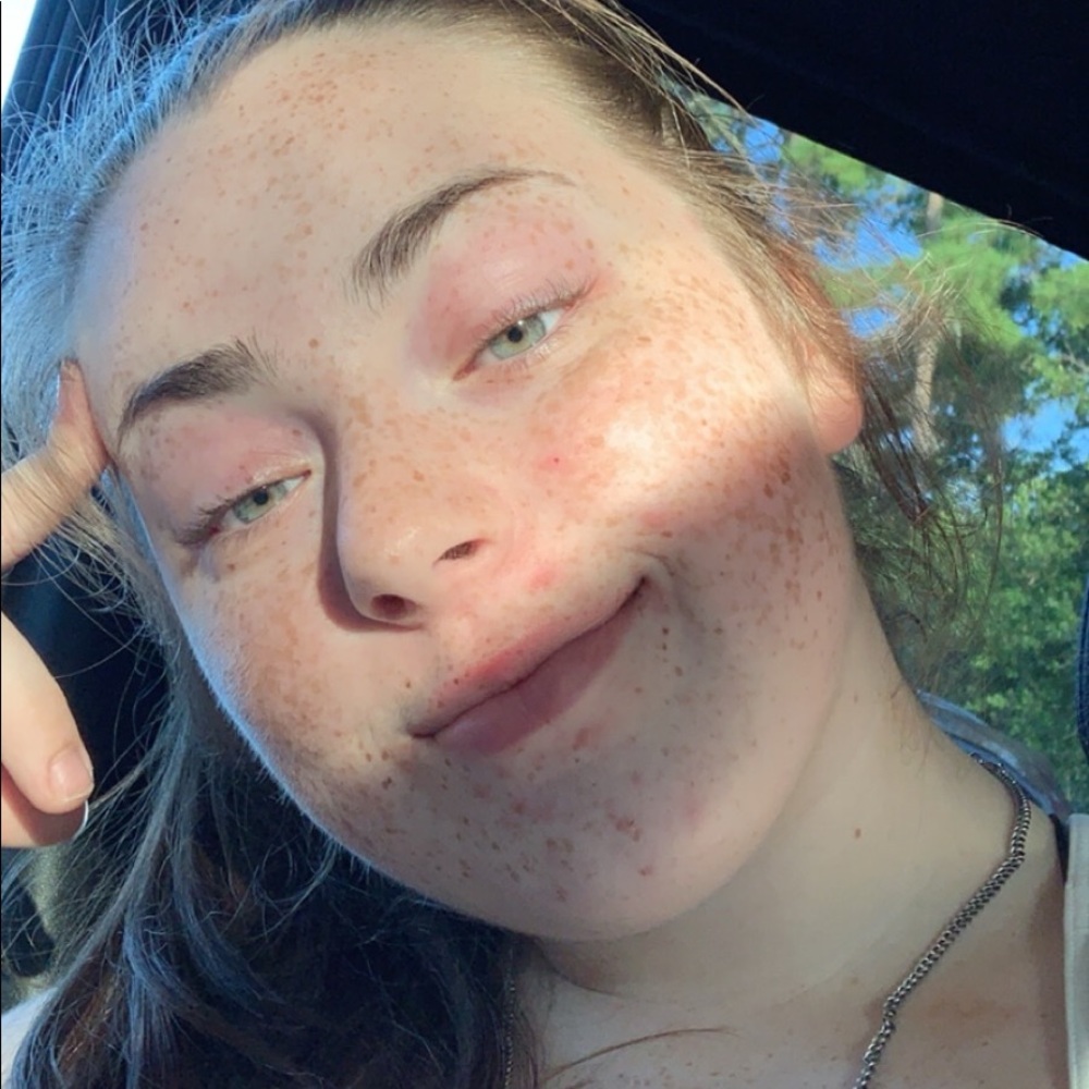 Meet your Posher, Paige